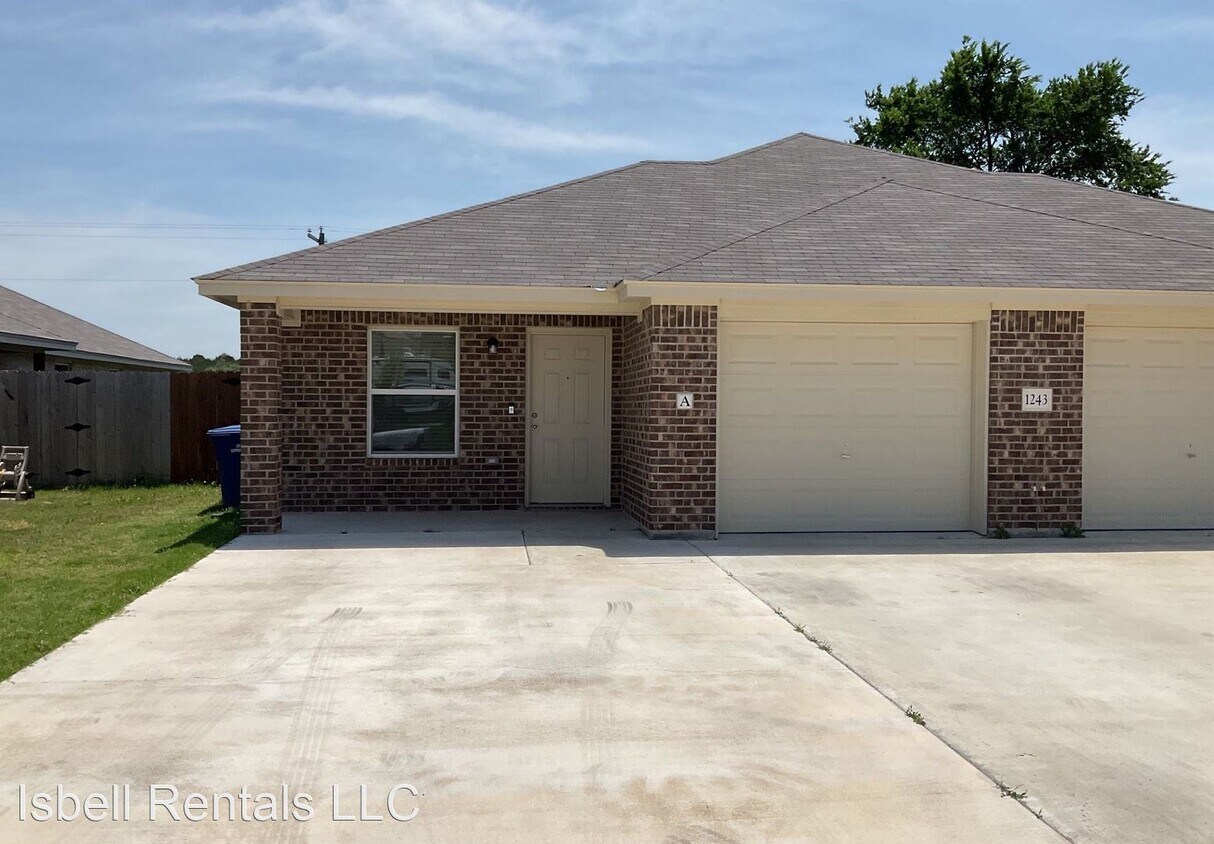 Primary Photo - 3 br, 2 bath House - 1243 Liberation Lane - A