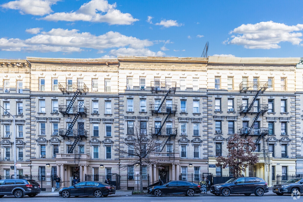 Primary Photo - 513-517 W 135th St