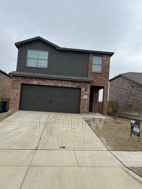 Primary Photo - 640 Aqueduct Dr