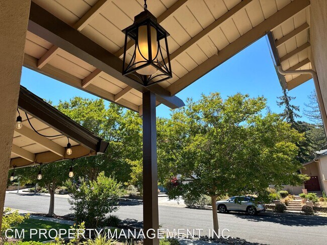 Foto del edificio - 4 br, 3 bath House - 11244 Terra Bella Dr