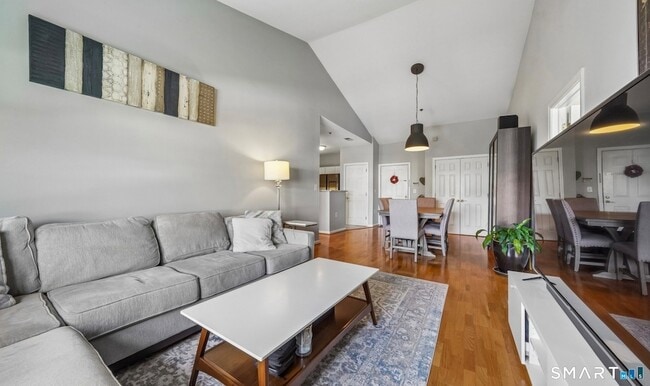 Photo - 105 Richards Avenue Unit 2502 House