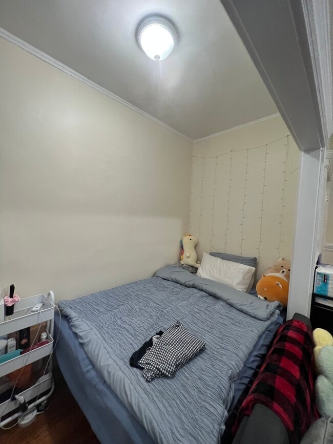 Building Photo - 111 Norway St