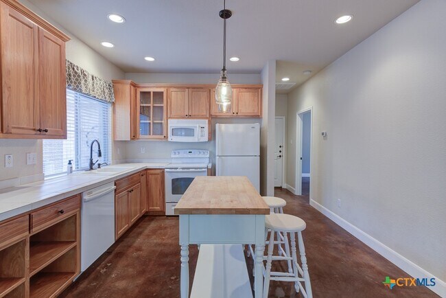 Building Photo - 2317 Cotton Crossing Ln