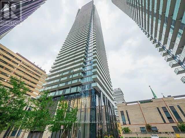 Photo principale - 1080-1080 Bay St.