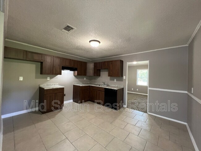 Building Photo - 1226 Madewell Cove
