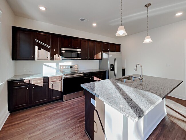 Building Photo - 7067 Creeksong Drive