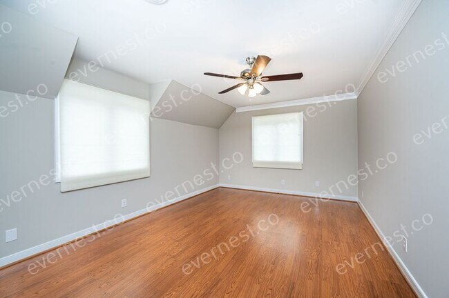 Building Photo - 3233 Middlewood Pl