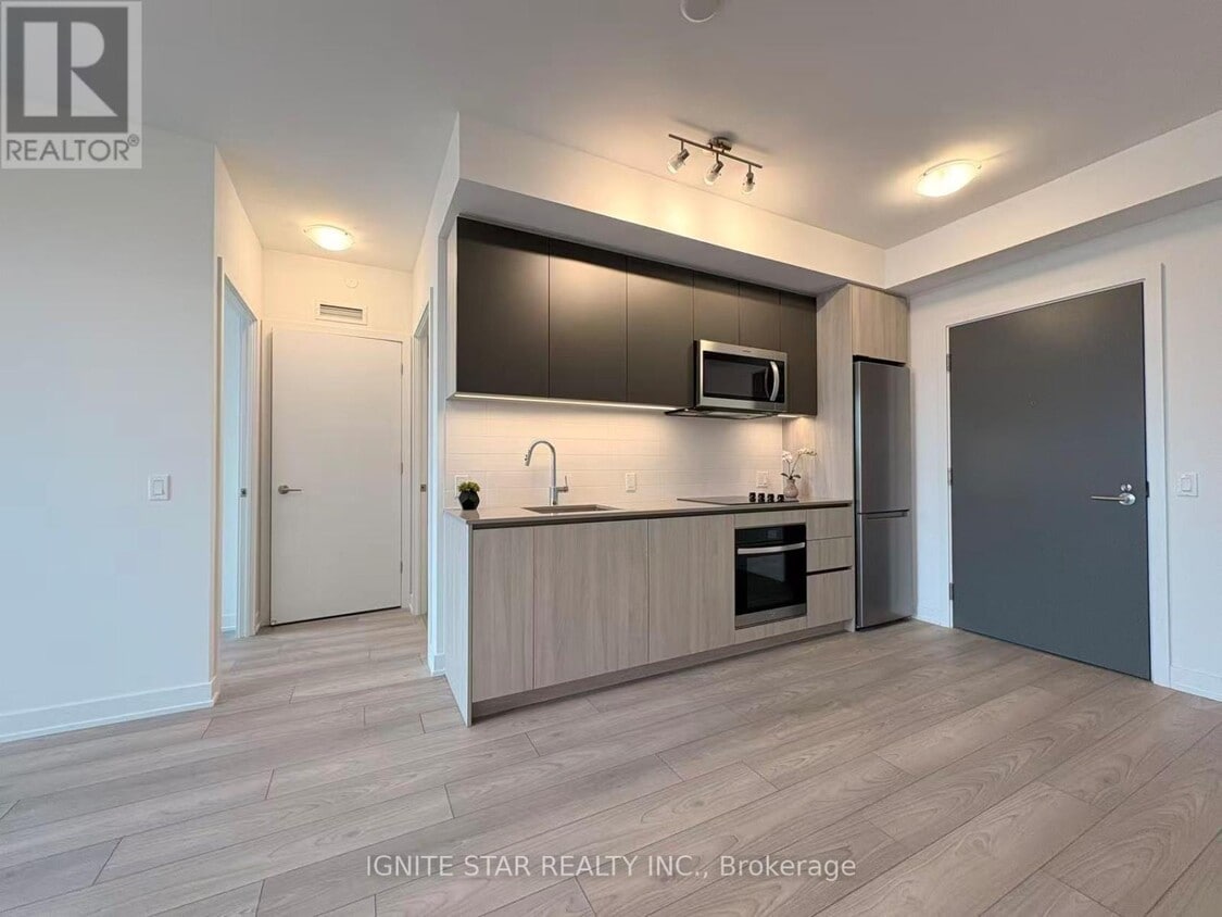 Photo principale - 5858 Yonge St