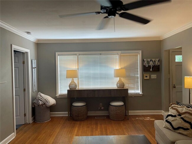 Foto del edificio - 3538 Kingsboro Rd NE