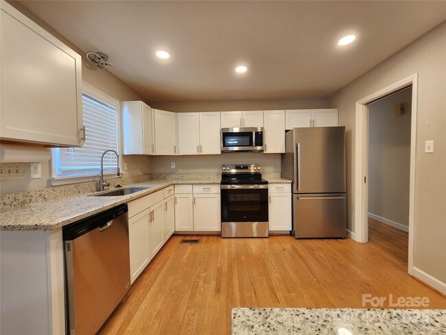 Building Photo - 6618 Hartsell Pl