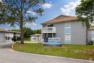 The Laurel in Pensacola, Florida - The Laurel
