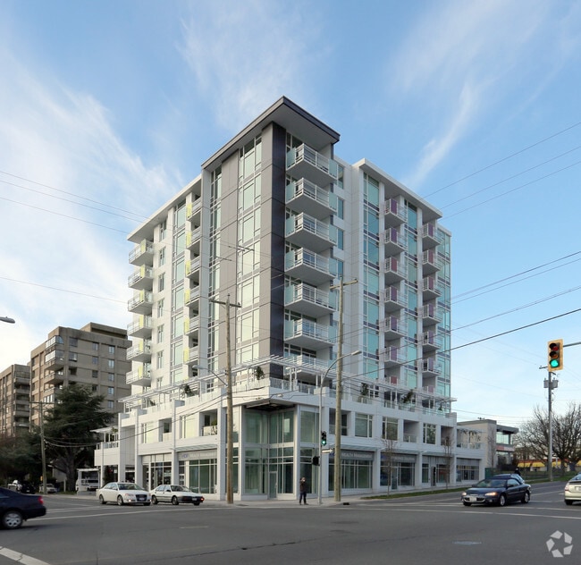 Building Photo - The Mondrian