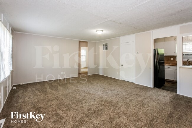 Building Photo - 709 NE 45th St