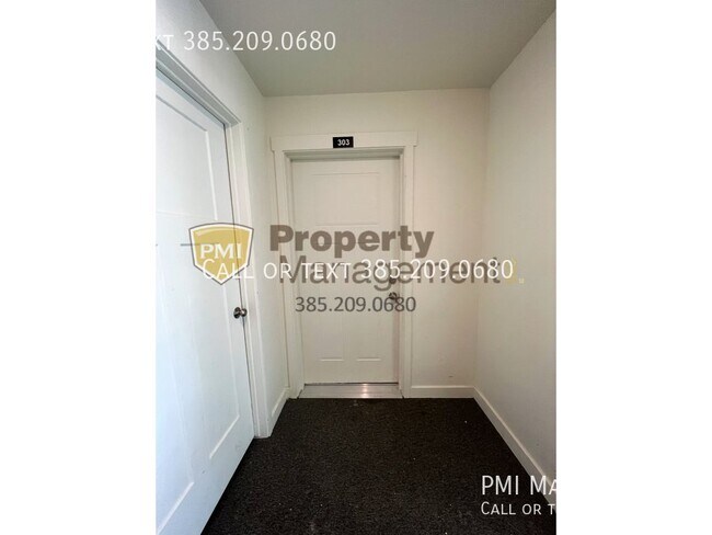 Foto del edificio - Spacious 3-Bedroom Apartment in American F...