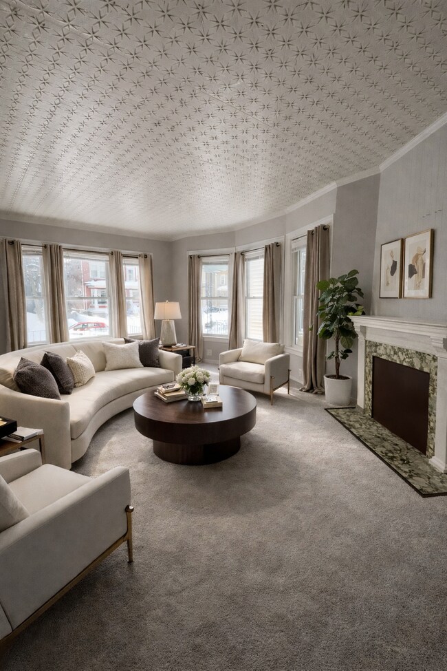 Foto del edificio - 580 Potomac Ave