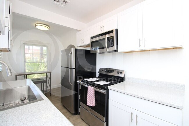 Foto del edificio - 148 N 10th Ave