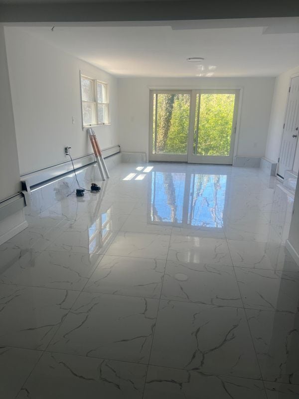 Building Photo - 90 Quaker Path