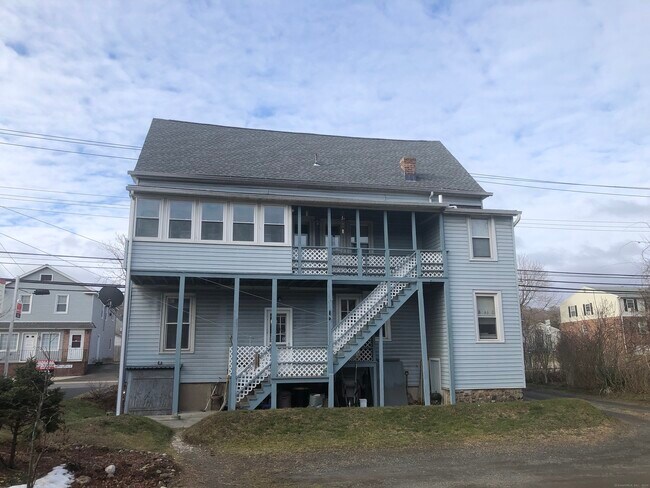 Foto del edificio - 1675 Litchfield Turnpike