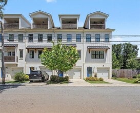 Building Photo - 1196 Wylie St SE