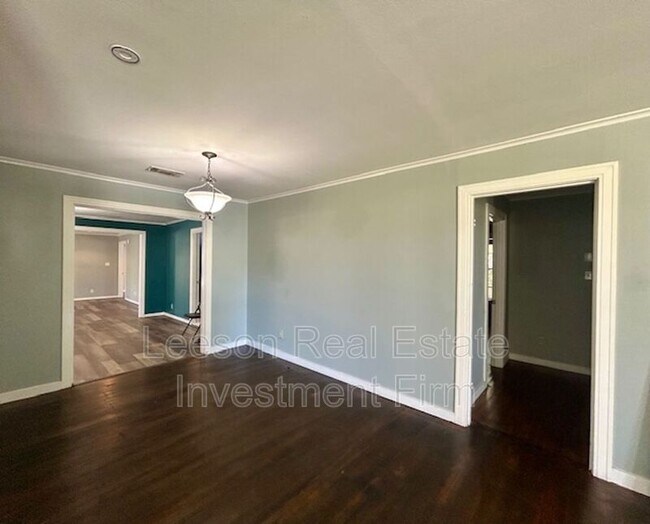 Foto del edificio - 3715 Greenway Pl