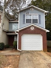 Building Photo - 100 Woodmere Dr