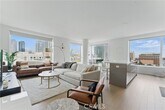 Foto principal - 1050 S Grand Ave