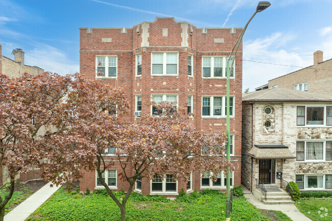 Exterior alternativo - 5638-5642 N Kimball Ave