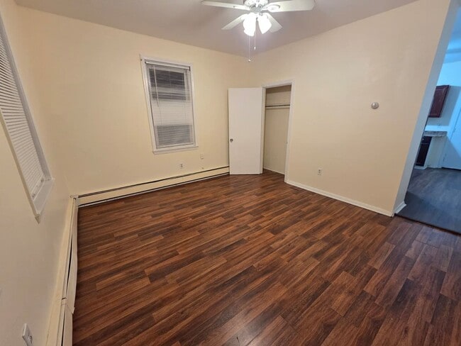 Building Photo - Lydia St (87)-S