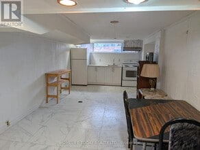 Building Photo - 170 Magnolia Ave