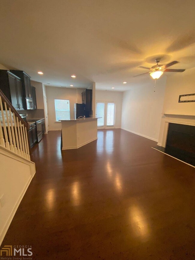 Building Photo - 4241 Alden Park Dr
