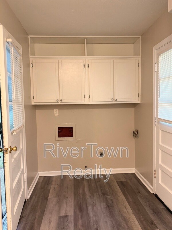 Building Photo - 3535 Debby Dr