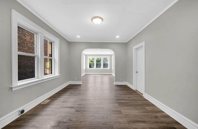 Building Photo - 1319 Marshall St