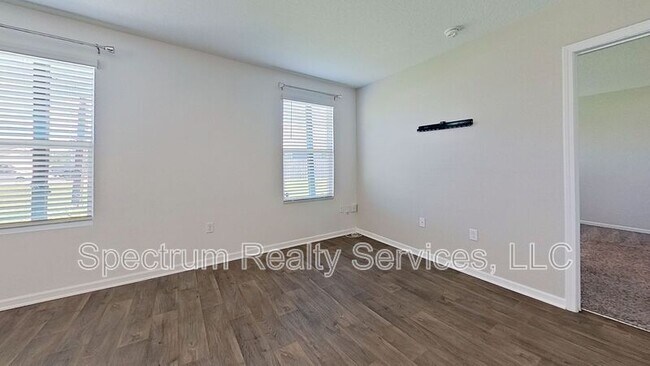 Building Photo - 5471 Hollow Birch Dr