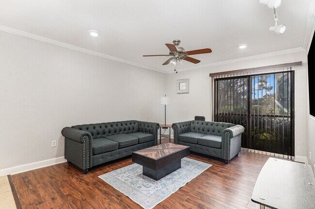 Living Room - 1700 SW 16th Ct