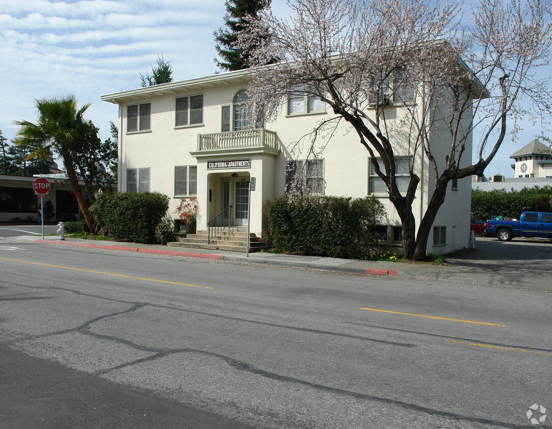 Building Photo - California Apartments