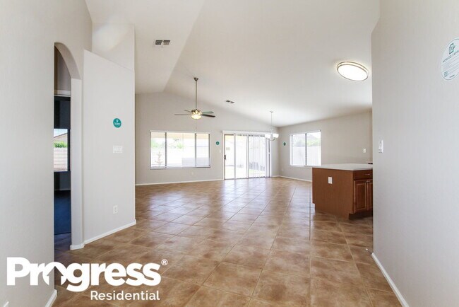 Foto del edificio - 13129 W Mauna Loa Ln