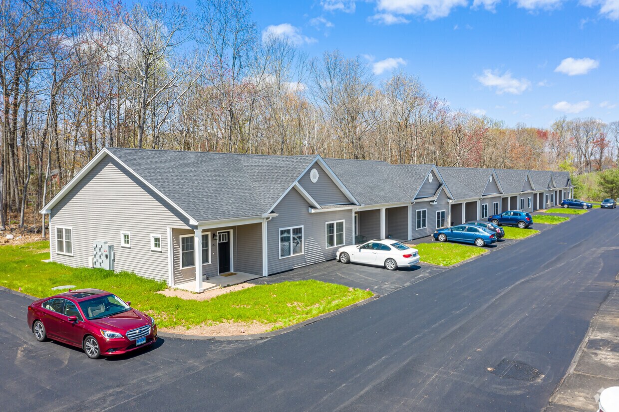 Foto principal - 37-43 Hunter's Ln