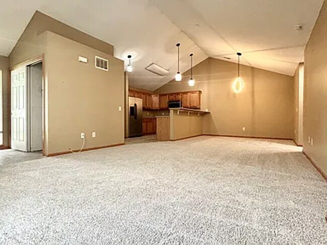 Foto del edificio - 1832 N 176th Ct