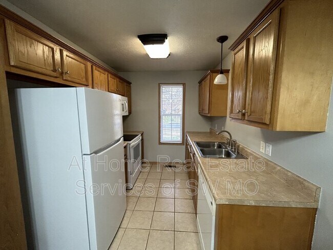 Foto del edificio - 114 Bailey Cir