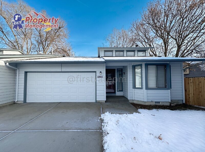 Primary Photo - 6860 W Cascade Dr