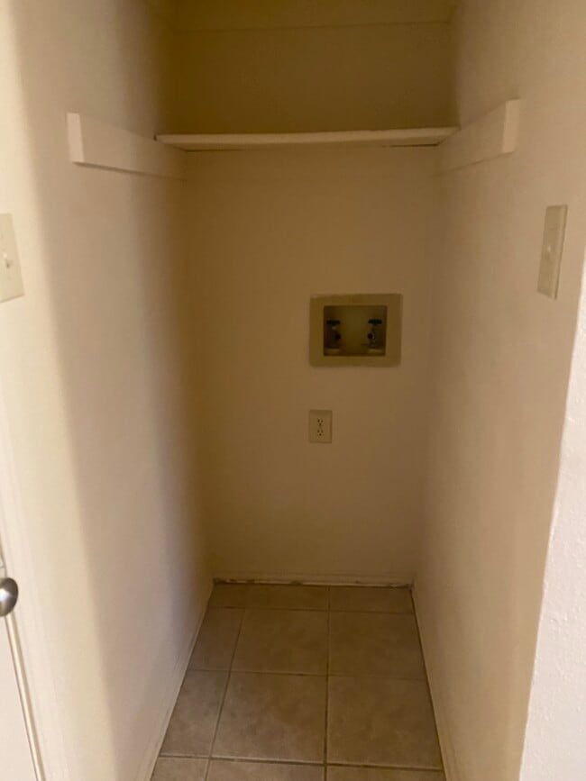 Photo - 201 Brook Cir House