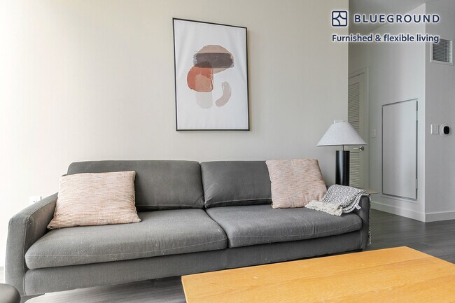 Building Photo - 1210 S Indiana Ave