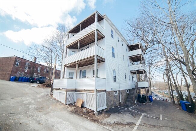 Building Photo - 14 Duffley Ct