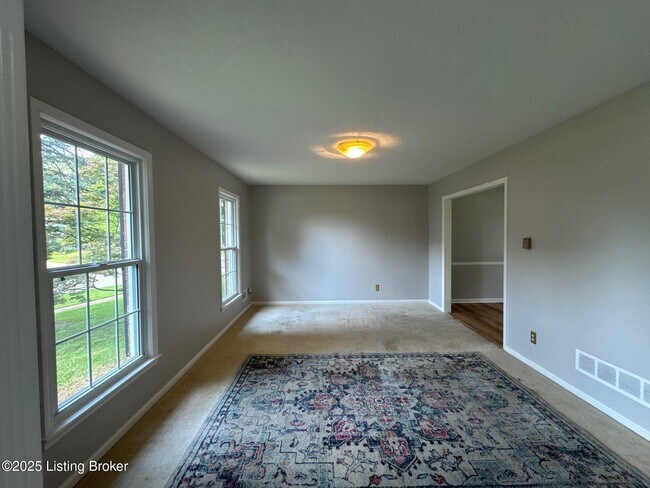 Foto del edificio - 2907 Melrose Dr