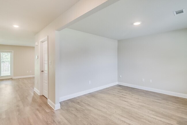 Foto del edificio - 10512 Willow Leaf Dr