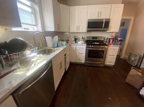 Building Photo - 61 Bromfield Rd