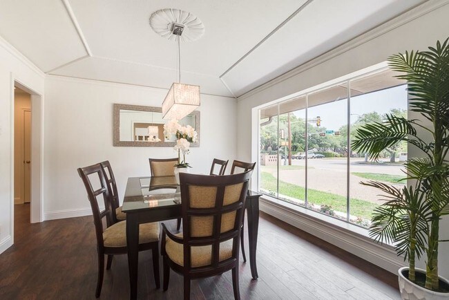 Foto del edificio - 11737 Welch Rd