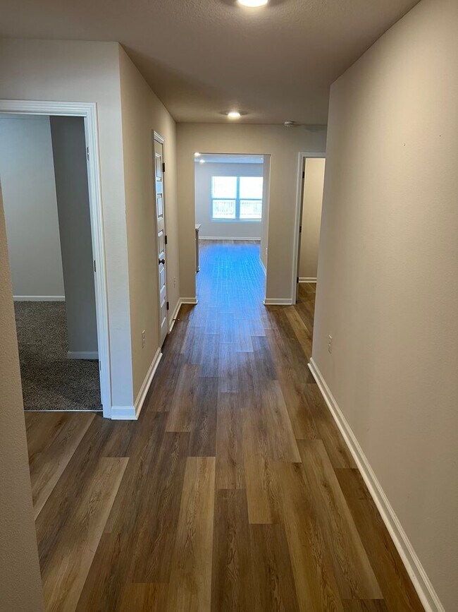 Foto del edificio - Must see 4 bed/2bath Pace Home