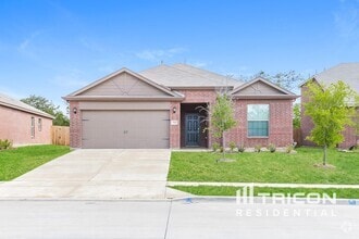 Building Photo - 733 Clark Dr