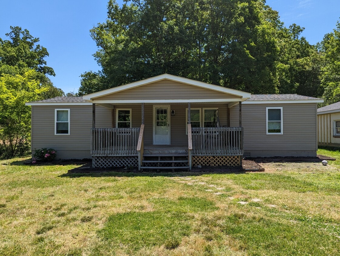 23038 Hopton Ln, Leonardtown, MD 20650 House Rental in Leonardtown, MD